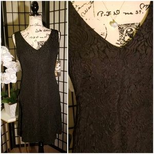 NEW Donna Ricco Sleeveless V Neck Dress